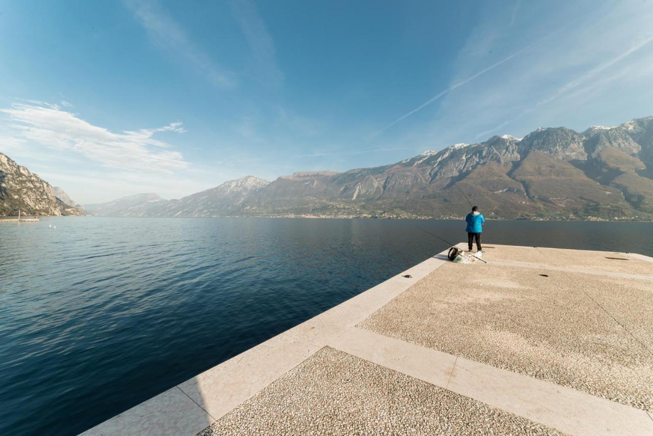 Dv Garda Suite Campione del Garda Ngoại thất bức ảnh